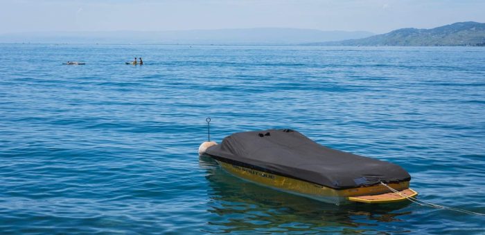 What to Wear for Stand-Up Paddleboarding